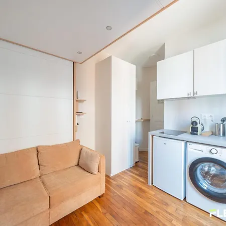 Cozy Near Buttes-chaumont 20e * Paříž